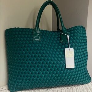 NWT Urban Expressions green neoprene tote